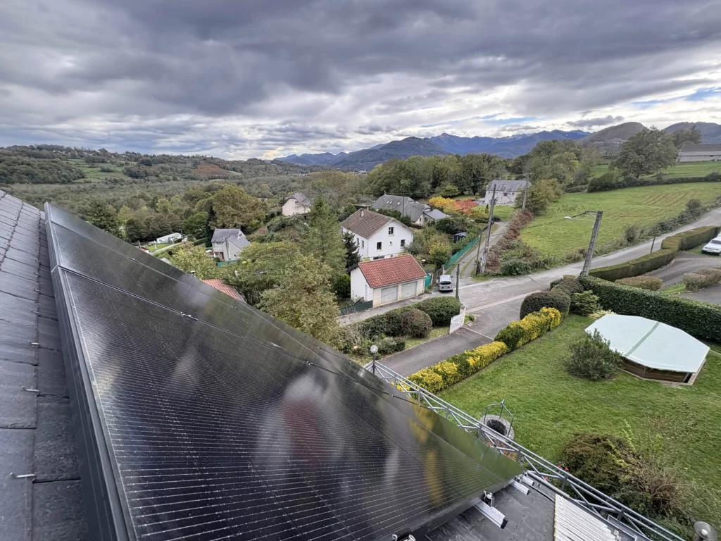 Installation Panneau Solaire à Poueyferré