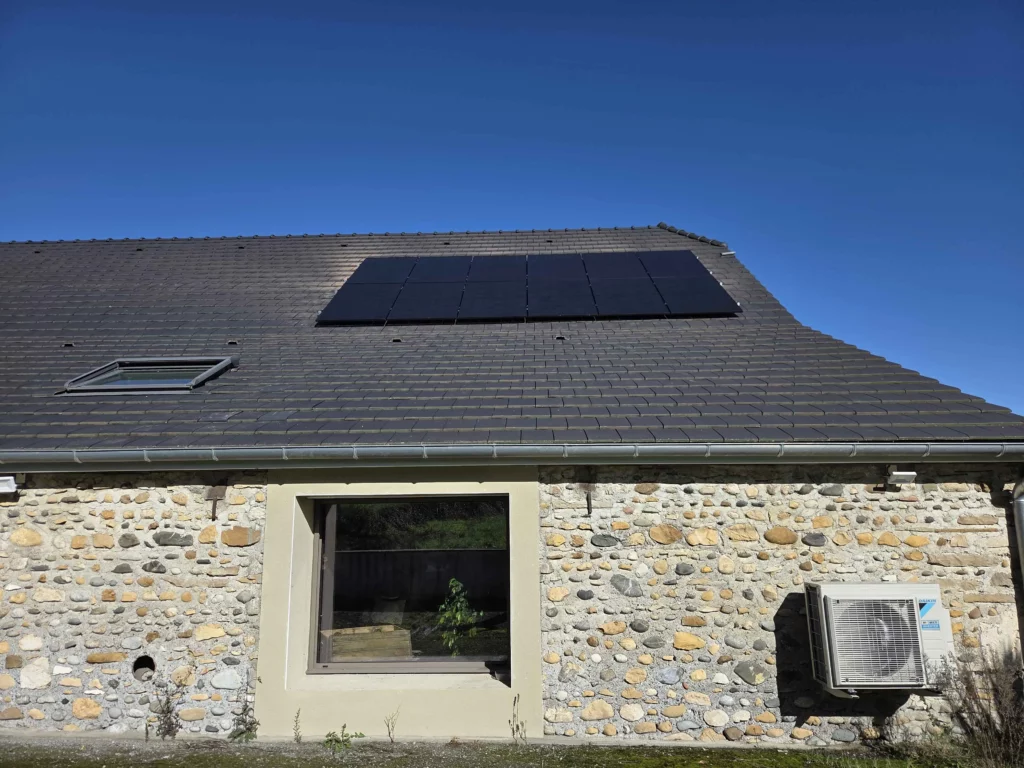 Installation Panneau Solaire à Uzos