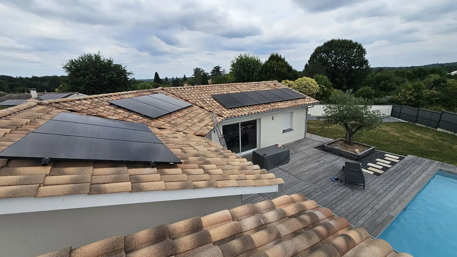 Installation Panneaux Solaires à Sadirac