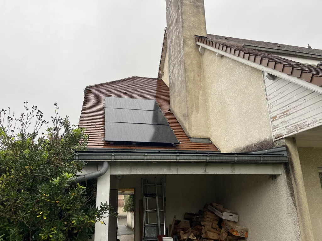 installation panneau solaire lons